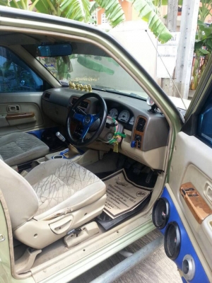 รถบ้าน100\%.NISSAN-FRONTIER ปี2003 2JZ-VVTI เกียร์ธรรมดา-VIGO2.5 ติดก๊าซLPG 2ถัง สนจัยโทรมาคัฟ  TEL.085-7656352  เสี่ยยักษ์  --จรัญ13