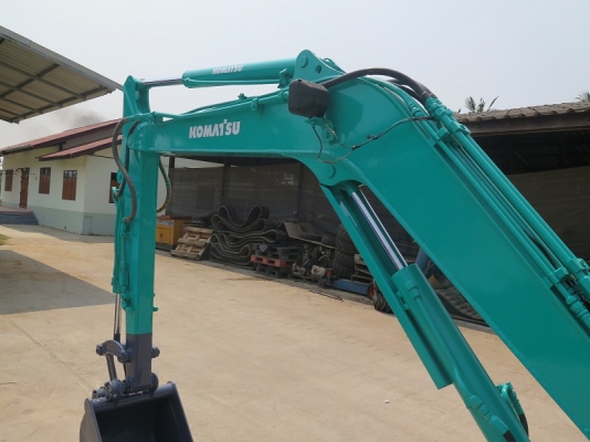 รถขุด KOMATSU PC30-7 ทำสีใหม่ นำเข้า มือสองจากญี่ปุ่นแท้ๆ