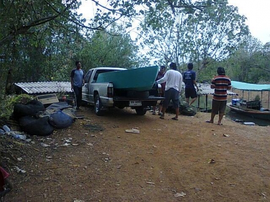 .......ขายเรือตกปลา หุ้มไฟเบอร์ พร้อมเครื่อง จ.ตราด