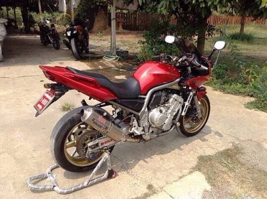 ธารนนทบุรี//ขาย yamaha fazer1000 ปี2003 สภาพนางฟ้า เครื่องแรงท๊อกมาเต็มครับ ระบบไฟสมบูรณ์ราคา 125,000 บาท อินวอยท์แท้