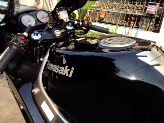 ต้ำพระราม2 ขาย KAWAZAKI ZZR600 ปี2008 เอกสารอินวอย์ สรรพสามิต  รถสภาพสวยวิ่งมา6xxxโล ระบบทุกระบบของรถสมบูรณ์