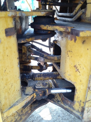 รถตักล้อยาง KOMATSU 520 เก่าญี่ปุ่นแท้ สภาพสวย มาใหม่