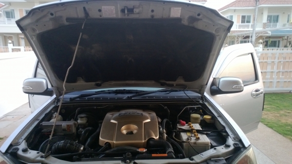 ขายด่วน ISUZU Hilander 2500cc.เจ้าของขายเอง