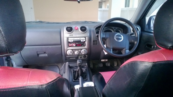 ขายด่วน ISUZU Hilander 2500cc.เจ้าของขายเอง