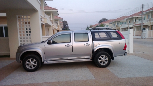 ขายด่วน ISUZU Hilander 2500cc.เจ้าของขายเอง