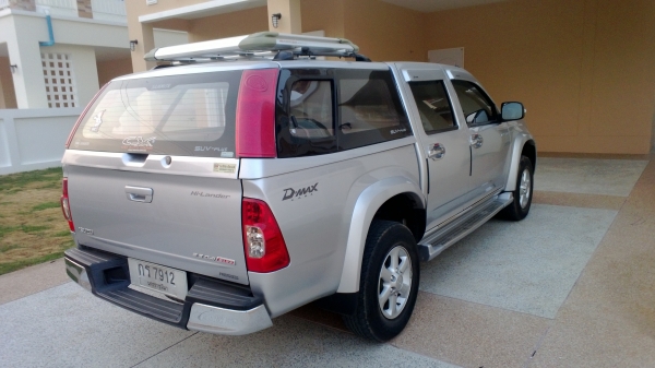 ขายด่วน ISUZU Hilander 2500cc.เจ้าของขายเอง