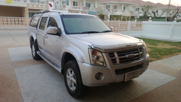 ขายด่วน ISUZU Hilander 2500cc.เจ้าของขายเอง