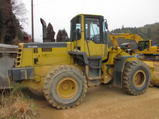 WA300-3-50141 เก่าจากญี่ปุ่นถึง นวนคร แล้วครับ WA300-3-50141 เก่าจากญี่ปุ่นถึง นวนคร แล้วครับ