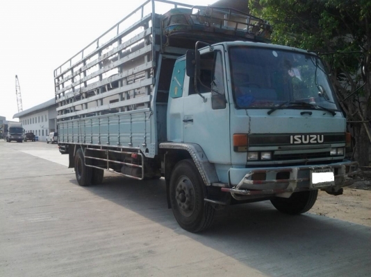 ขาย รถบรรทุก 6 ล้อ ISUZU FTR32N ปี38 195แรง