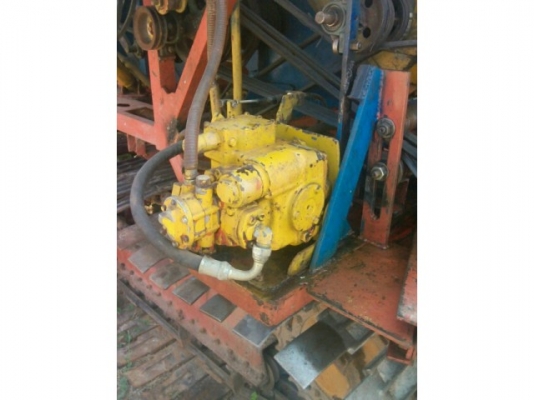 ขายรถเกี่ยวข้าวอุ้ม2.5ตัน เครื่อง195เทอร์โบ ตัวเดิน12 ขายตามสภาพ