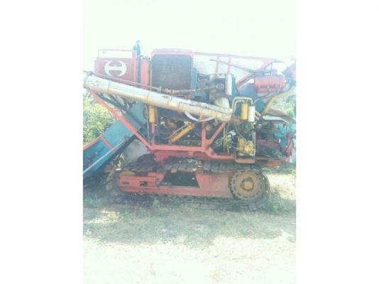 ขายรถเกี่ยวข้าวอุ้ม2.5ตัน เครื่อง195เทอร์โบ ตัวเดิน12 ขายตามสภาพ