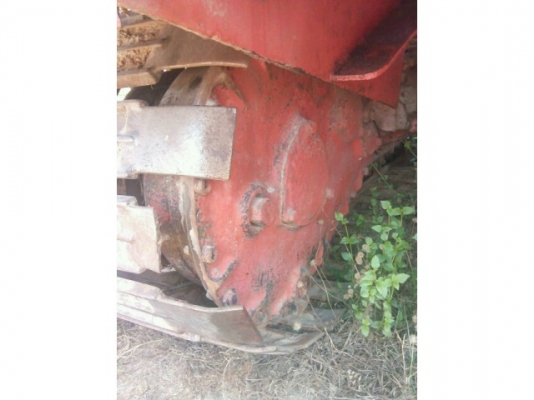 ขายรถเกี่ยวข้าวอุ้ม2.5ตัน เครื่อง195เทอร์โบ ตัวเดิน12 ขายตามสภาพ