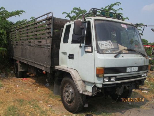 ISUZU-ร๊อคกี้-เครื่อง6BD1-165-7.20เมตร-----360.000บ