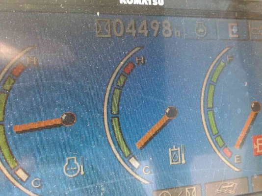 ขายแบคโฮ KOMATSU PC200-8 สภาพสวยเต็มพร้อมใช้งาน สนใจติดต่อสอบถามได้ที่ 087-2276115,088-7397199 เสี่ยป็อก