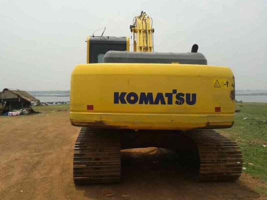 ขายแบคโฮ KOMATSU PC200-8 สภาพสวยเต็มพร้อมใช้งาน สนใจติดต่อสอบถามได้ที่ 087-2276115,088-7397199 เสี่ยป็อก