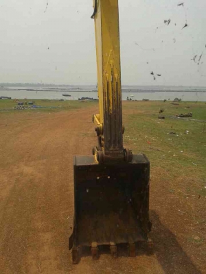 ขายแบคโฮ KOMATSU PC200-8 สภาพสวยเต็มพร้อมใช้งาน สนใจติดต่อสอบถามได้ที่ 087-2276115,088-7397199 เสี่ยป็อก