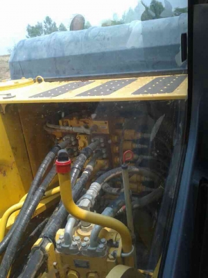 ขายแบคโฮ KOMATSU PC200-8 สภาพสวยเต็มพร้อมใช้งาน สนใจติดต่อสอบถามได้ที่ 087-2276115,088-7397199 เสี่ยป็อก