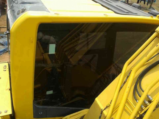 ขายแบคโฮ KOMATSU PC200-8 สภาพสวยเต็มพร้อมใช้งาน สนใจติดต่อสอบถามได้ที่ 087-2276115,088-7397199 เสี่ยป็อก