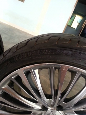 ด่วนๆๆๆ 17000 ขายแม็กVIP LANSO แท้ๆๆสวยๆ ขอบ18 5 รู 100  พร้อมยางครับวิ่งไม่ถึง 7000 โลครับ