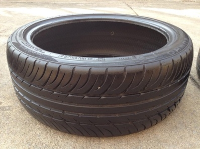 ยาง 17 นิ้ว 1 เส้นครับ205-40-17 รายละเอียดยี่ห้อขนาดด้านในครับ