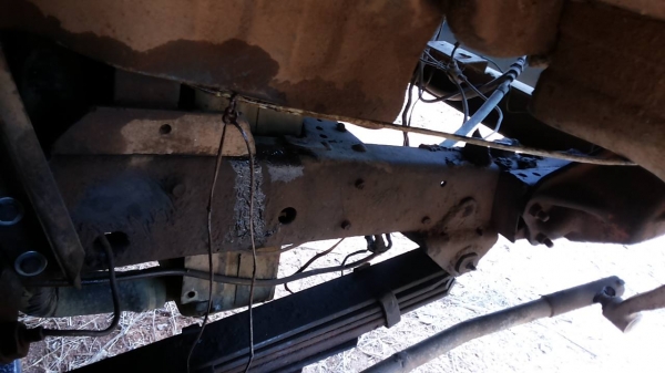 ***ขายแล้วครับขอบคุณ Truck2hand ขาย6ล้อ 100แรง ISUZU 4BB1 100แรงฝาขาว เครื่องดีแน่น อึด แรงดี เกียร์สายแล้ว ช่วงล่างเฟืองท้าย110 คัสซีดีไม่ผุเดิมดี เสริมบนล่าง มีปะตรงคอซ้ายรถนิดหน่อย(ตามรูป) เสริมแหนบแล้ว กระบะพื้นไม้ดีไม่ผุคอกไม้ สูงแข็งแรงไม้เนื้อแข็งห ***ขายแล้วครับขอบคุณ Truck2hand ขาย6ล้อ 100แรง ISUZU 4BB1 100แรงฝาขาว เครื่องดีแน่น อึด แรงดี เกียร์สายแล้ว ช่วงล่างเฟืองท้าย110 คัสซีดีไม่ผุเดิมดี เสริมบนล่าง มีปะตรงคอซ้ายรถนิดหน่อย(ตามรูป) เสริมแหนบแล้ว กระบะพื้นไม้ดีไม่ผุคอกไม้ สูงแข็งแรงไม้เนื้อแข็งห