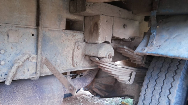 ***ขายแล้วครับขอบคุณ Truck2hand ขาย6ล้อ 100แรง ISUZU 4BB1 100แรงฝาขาว เครื่องดีแน่น อึด แรงดี เกียร์สายแล้ว ช่วงล่างเฟืองท้าย110 คัสซีดีไม่ผุเดิมดี เสริมบนล่าง มีปะตรงคอซ้ายรถนิดหน่อย(ตามรูป) เสริมแหนบแล้ว กระบะพื้นไม้ดีไม่ผุคอกไม้ สูงแข็งแรงไม้เนื้อแข็งห ***ขายแล้วครับขอบคุณ Truck2hand ขาย6ล้อ 100แรง ISUZU 4BB1 100แรงฝาขาว เครื่องดีแน่น อึด แรงดี เกียร์สายแล้ว ช่วงล่างเฟืองท้าย110 คัสซีดีไม่ผุเดิมดี เสริมบนล่าง มีปะตรงคอซ้ายรถนิดหน่อย(ตามรูป) เสริมแหนบแล้ว กระบะพื้นไม้ดีไม่ผุคอกไม้ สูงแข็งแรงไม้เนื้อแข็งห