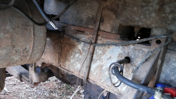 ***ขายแล้วครับขอบคุณ Truck2hand ขาย6ล้อ 100แรง ISUZU 4BB1 100แรงฝาขาว เครื่องดีแน่น อึด แรงดี เกียร์สายแล้ว ช่วงล่างเฟืองท้าย110 คัสซีดีไม่ผุเดิมดี เสริมบนล่าง มีปะตรงคอซ้ายรถนิดหน่อย(ตามรูป) เสริมแหนบแล้ว กระบะพื้นไม้ดีไม่ผุคอกไม้ สูงแข็งแรงไม้เนื้อแข็งห ***ขายแล้วครับขอบคุณ Truck2hand ขาย6ล้อ 100แรง ISUZU 4BB1 100แรงฝาขาว เครื่องดีแน่น อึด แรงดี เกียร์สายแล้ว ช่วงล่างเฟืองท้าย110 คัสซีดีไม่ผุเดิมดี เสริมบนล่าง มีปะตรงคอซ้ายรถนิดหน่อย(ตามรูป) เสริมแหนบแล้ว กระบะพื้นไม้ดีไม่ผุคอกไม้ สูงแข็งแรงไม้เนื้อแข็งห