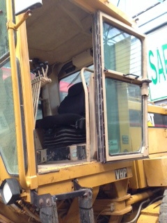 ขายด่วน!! รถเกรด Caterpillar 140H # 2ZK01248 พร้อมใช้งาน จากอเมริกา สนใจโทร. 080-6565422 (หนิง)