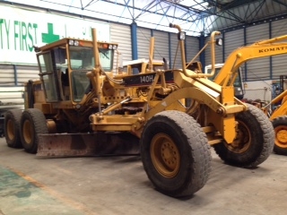 ขายด่วน!! รถเกรด Caterpillar 140H # 2ZK01248 พร้อมใช้งาน จากอเมริกา สนใจโทร. 080-6565422 (หนิง)