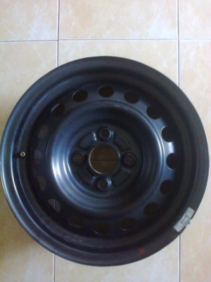 กระทะเหล็กขอบ14 4รู100สภาพใหม่มีอยู่18ลูก กระทะเหล็กขอบ14 4รู100สภาพใหม่มีอยู่18ลูก