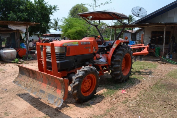 คูโบต้า L4508 สภาพดีมากๆ พร้อมทะเบียน ใบดัน พร้อมผาน6 ตราช้าง  ใช้งานแค่ 1,500 ชั่วโมง