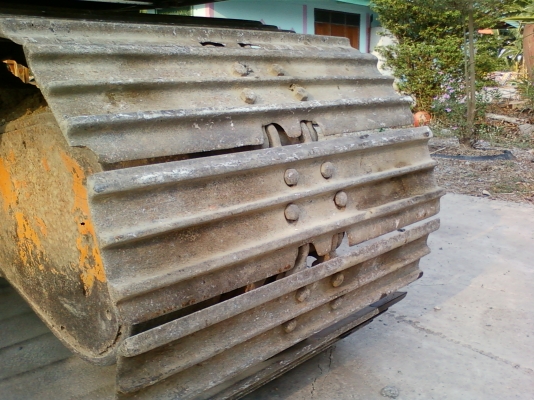 ขาย!! KOMATSU PC 60-5 / 400.000 บาท. ราคาต่อรองได้