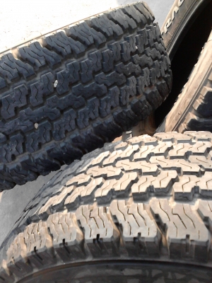 31X10.50R15 FALKEN-RV LANDAIR/AT TRACTION  มีชุด 4 เส้น ติดต่อด่วน .TEL.081-427-3941