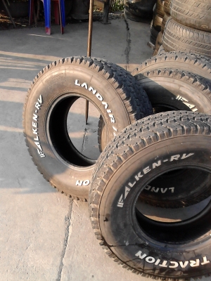 31X10.50R15 FALKEN-RV LANDAIR/AT TRACTION  มีชุด 4 เส้น ติดต่อด่วน .TEL.081-427-3941