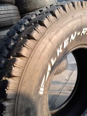 31X10.50R15 FALKEN-RV LANDAIR/AT TRACTION  มีชุด 4 เส้น ติดต่อด่วน .TEL.081-427-3941