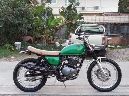 วุฒินนบุรี// ขาย ฮฮนด้า CL400cc. ปี97 ท่อคู่แต่งเทร็กเกอร์สวยๆพร้อมใช้