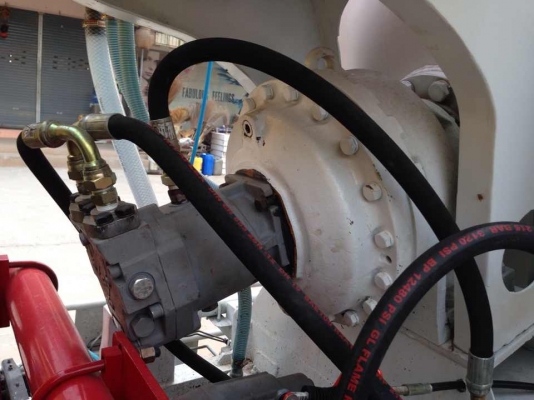 ขายรถโม่ปูน 4 คิว