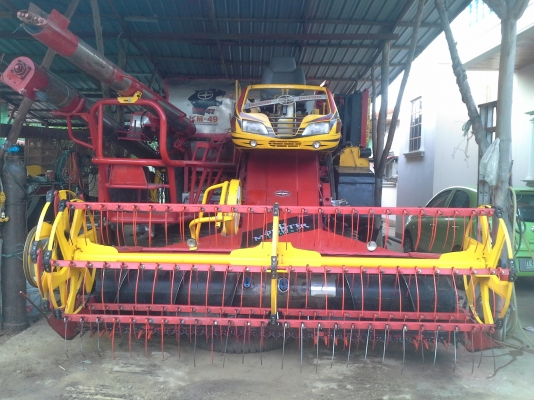 ลดให้แล้วครับ เสร็จแล้วครับ 665000 บ. สนใจมาทดสอบ ค่อยต่อราคากันครับ  KM 49 เดิน 12 HT(comosak) เครื่อง 6HH+turbo (~250 แรง) โซ่ D2  48 ข้อ โรลเลอร์ D2 12 ลูก หน้าเกี่ยว 3 เมตร อุ้มเลด 2.5 ตัน