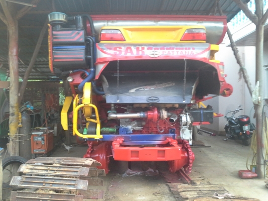 ลดให้แล้วครับ เสร็จแล้วครับ 665000 บ. สนใจมาทดสอบ ค่อยต่อราคากันครับ  KM 49 เดิน 12 HT(comosak) เครื่อง 6HH+turbo (~250 แรง) โซ่ D2  48 ข้อ โรลเลอร์ D2 12 ลูก หน้าเกี่ยว 3 เมตร อุ้มเลด 2.5 ตัน