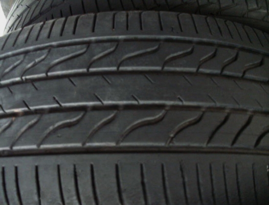 ขายยาง215/60/r16 Michelin รุ่น Primacyปี11