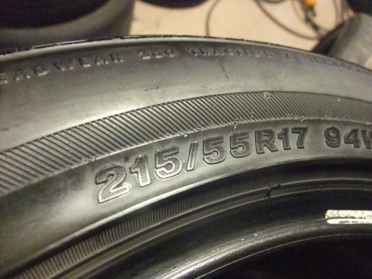 ยาง Bridgestone 215/55/17 ปี 10 ยาง Bridgestone 215/55/17 ปี 10