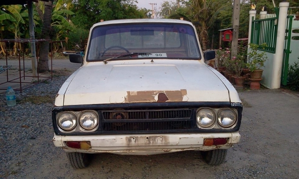 Mazda Proseed วางเครื่อง อีซูซูสุ ดีเซล 2000 เครื่องแน่นๆ ประหยัดน้ำมัน รถไม่มีผุ สีแห้งๆ ทะเบียน เต็มพร้อมโอน สภาพสวย เข้ามาดูรถก่อนได้