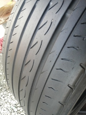 ขายยาง215/45/17 ปี 0911 YOKOHAMA ADVEN 1 คู่