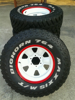 ขาย Mud MAXXIS 764 พร้อมล้อ16ลบ30สวยๆ