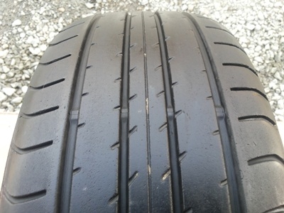 ขายยาง195/45/16 ปี 11 DUNLOP SP 2050 1 ชุด