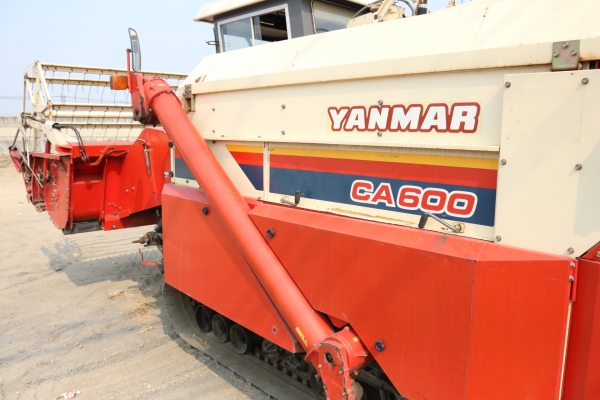 รถเกี่ยวนวดข้าว RICE REAPER YANMAR CA 600 รถญี่ปุ่นนำเข้า รถเกี่ยวนวดข้าว RICE REAPER YANMAR CA 600 รถญี่ปุ่นนำเข้า