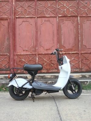 ขายรถSuzuki โชอิโนริรถสวยๆ50ccพร้อมใช้ราคา9500สนใจ0853647170