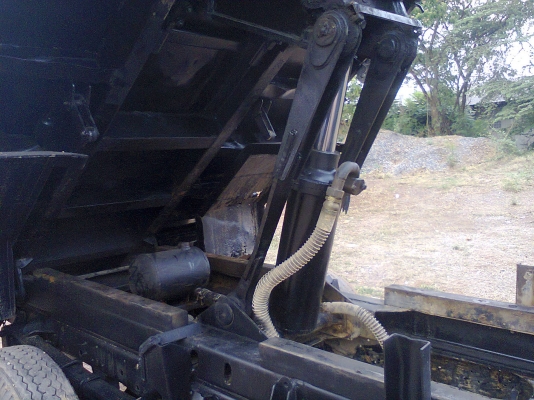 ขายหกล้อดั้มพ์อีซูสุ NPR 66LX5-T  เอฟหน้า-หลัง ดั้มสามมิตร พวงมาลัยเพาเวอร์ แอร์เย็น รถสวยพร้อมใช้