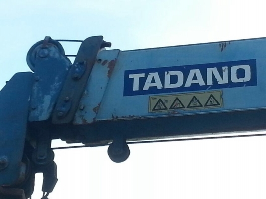 รถอีซูซุ 6 ล้อ ( ไม่ดั้ม ) FTR 160 แรงม้า. ติดเครน 3 ตัน. สนใจติดต่อ 081 - 6079515 รถอีซูซุ 6 ล้อ ( ไม่ดั้ม ) FTR 160 แรงม้า. ติดเครน 3 ตัน. สนใจติดต่อ 081 - 6079515