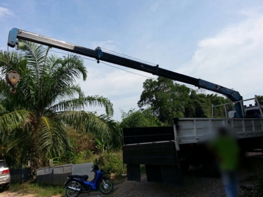 รถอีซูซุ 6 ล้อ ( ไม่ดั้ม ) FTR 160 แรงม้า. ติดเครน 3 ตัน. สนใจติดต่อ 081 - 6079515 รถอีซูซุ 6 ล้อ ( ไม่ดั้ม ) FTR 160 แรงม้า. ติดเครน 3 ตัน. สนใจติดต่อ 081 - 6079515